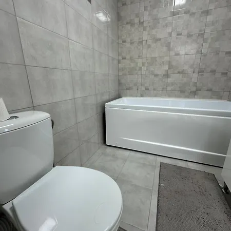 - Sunny Oasis Apartment