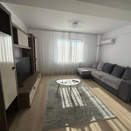 Apartment - Sunny Oasis