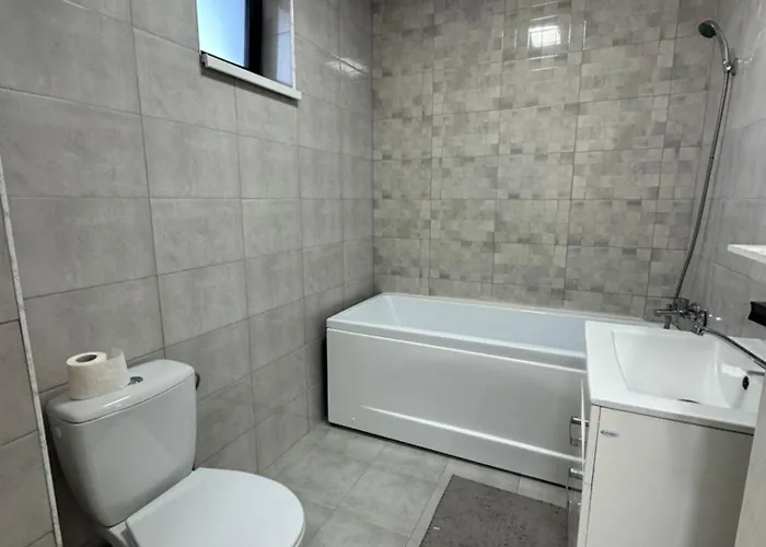 - Sunny Oasis アパート クラヨーヴァ